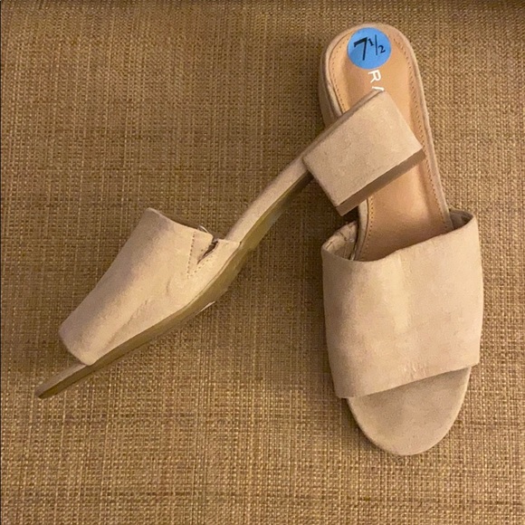 Rampage Peep-toe Mules - Picture 2 of 3